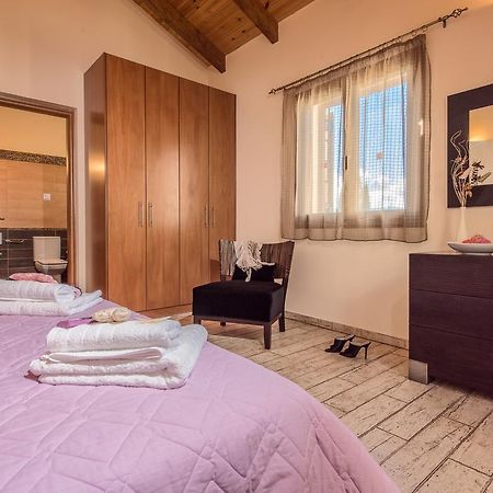 Astarte Villas - Kyveli Luxurious Private Villa Gaitani Kamer foto