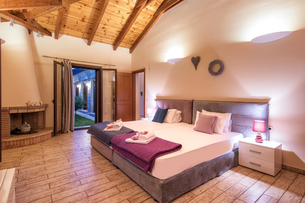 Astarte Villas - Kyveli Luxurious Private Villa Gaitani Kamer foto