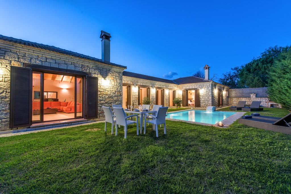 Astarte Villas - Kyveli Luxurious Private Villa Gaitani Kamer foto